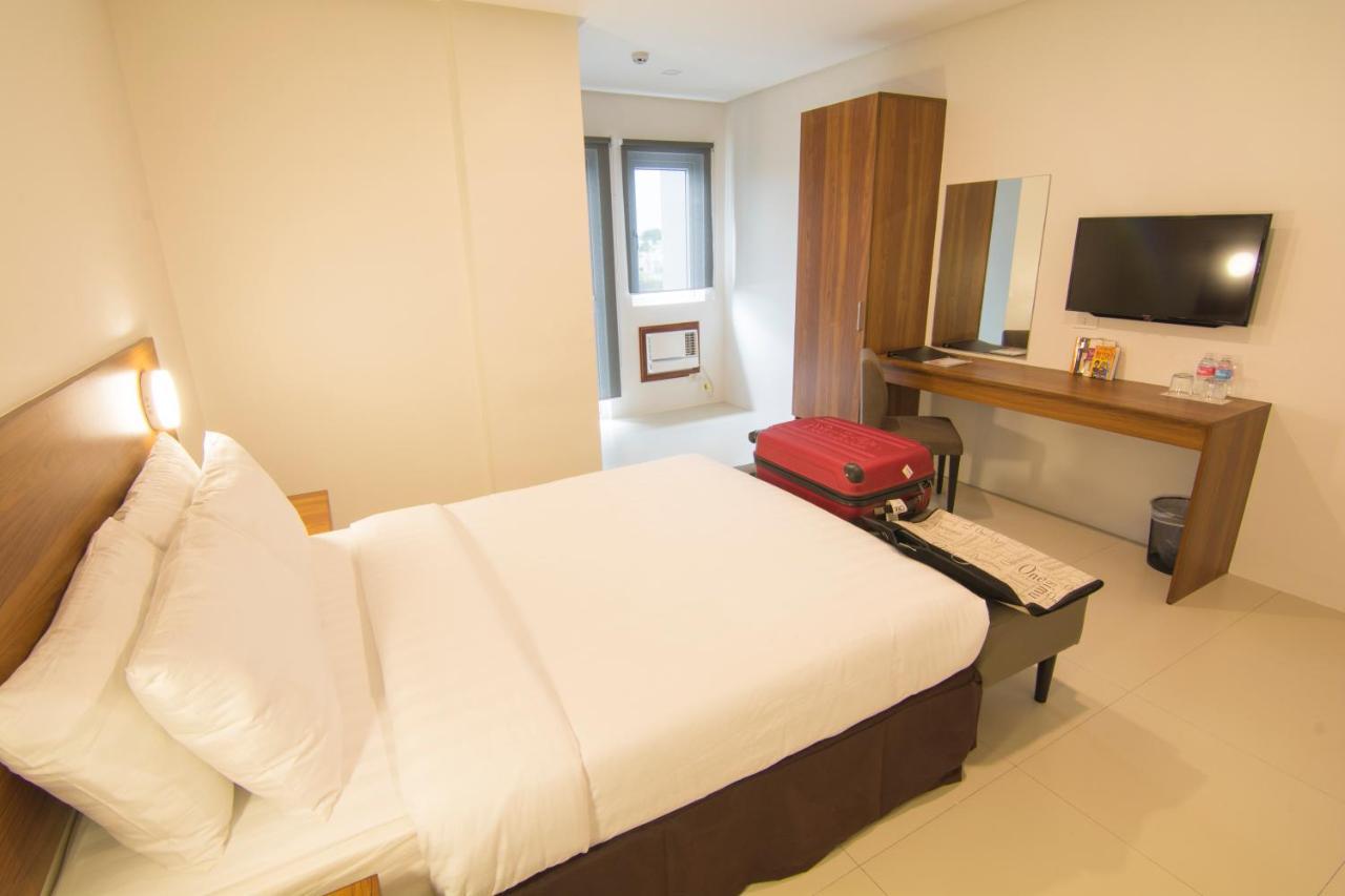 Mango Suites Cauayan Zewnętrze zdjęcie