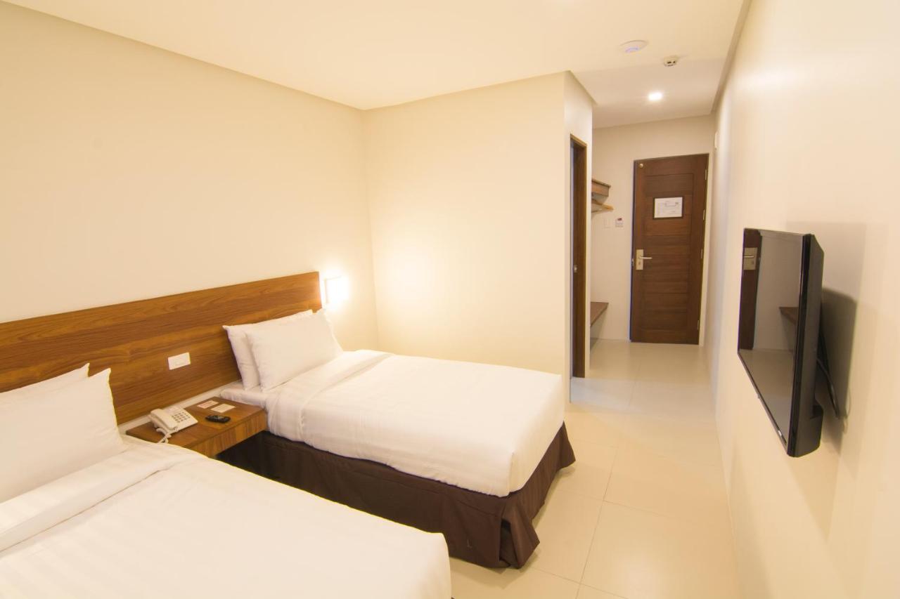 Mango Suites Cauayan Zewnętrze zdjęcie