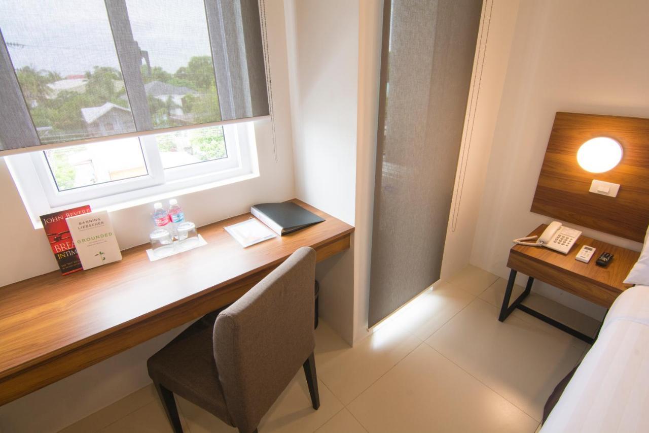 Mango Suites Cauayan Zewnętrze zdjęcie